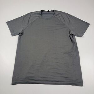 Lululemon Athletica Short-Sleeve Athletic Shirt Gray extra Large XL Athleisure